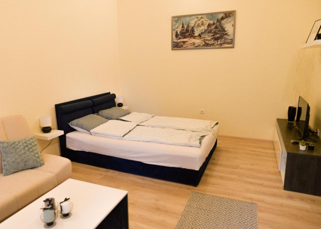 Centrum Apartment Senta Eksteriør billede